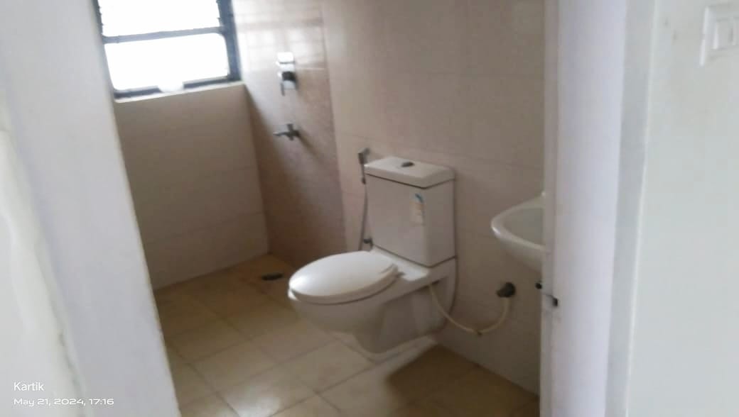Unfurnished 4bhk in Lakhimi Path, Beltola Tiniali, Guwahati, Assam, India for Rent